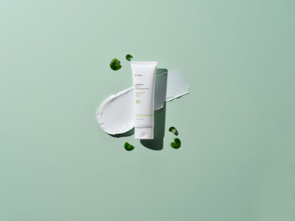 iUNIK Centella Mild Cleansing Foam 120 ml 2 iUNIK Centella Mild Cleansing Foam 120 ml